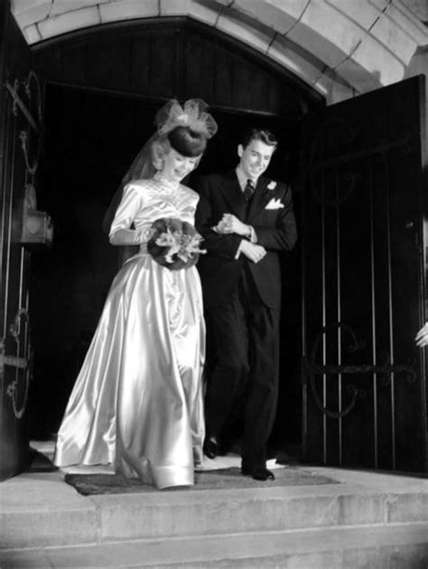 Photos of Ronald Reagan and His First Wife Jane Wyman on Their Wedding ...