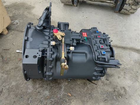 Hw Light Heavy Truck Transmission Gearbox China National Heavy