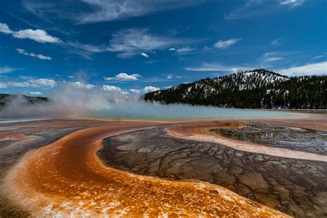 Yellowstone Volcano Area Hit By Biggest Earthquake For 5 Years Newsweek