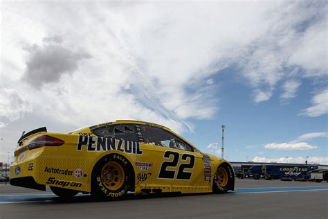 Pennzoil Nascar Race At Las Vegas Motor Speedway