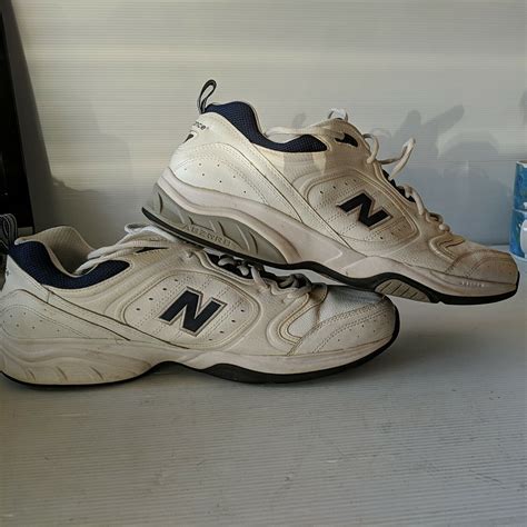 New Balance Men S 623v3 Shoes Sneakers White With Navy Size 15 Euc Pre Owned Ebay