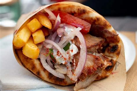 11 Best Souvlaki Shops in Athens | 2foodtrippers