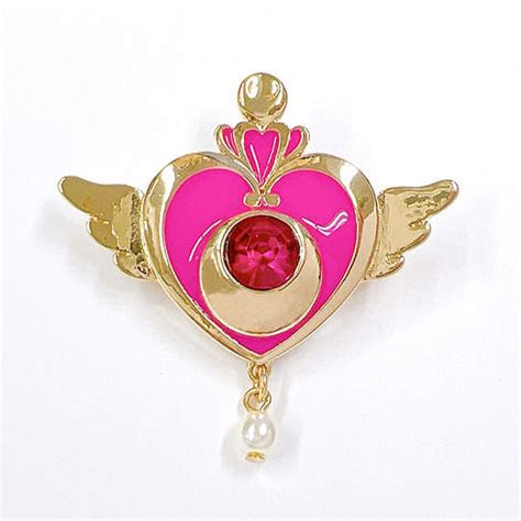 Super Sailor Moon Brooch