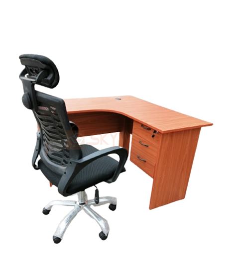 Wooden office desk and office chair L Shape 4*4 ft