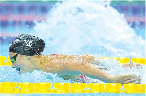 Gold For Teenage Stars Mcintosh Popovici At Swimming Worlds