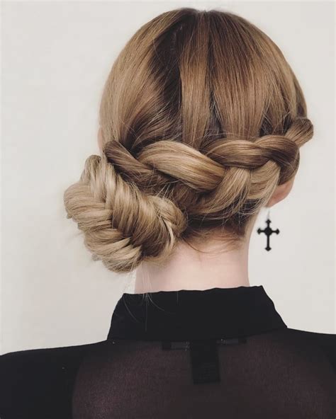 15 Best Bun Hairstyles For Girls To Try In 2024