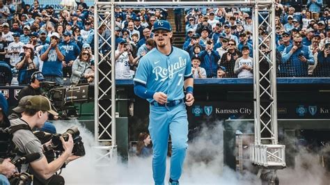 Mlb Kansas City Convierte A Bobby Witt Jr En La Cara De La Franquicia