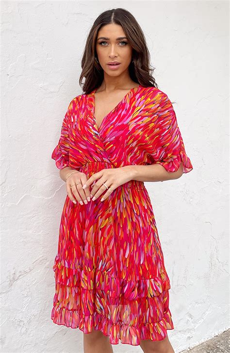 Ruffle Laagjes Jurk Print Rood Roze Fashionmusthaves Nl