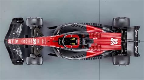 Alfa Romeo 2023 Livery Sauber Backed Team Shows Off Car With Key