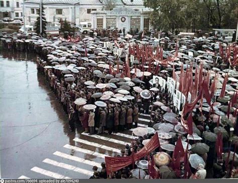 Митинг на площади Ленина