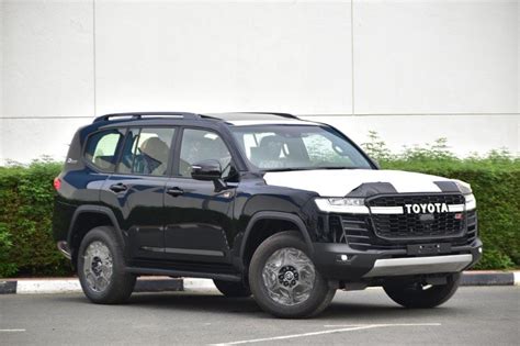 2022 Model Toyota Land Cruiser 300 Gr Sport V6 3 3l Diesel Twin Turbo