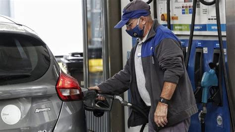 YPF también aumenta los precios de sus naftas y gasoil 9 promedio