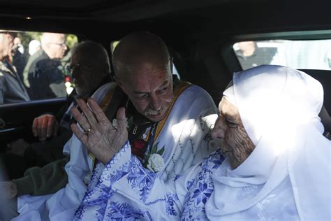 Palestinian Prisoner Released After 40 Years In Israeli Prison Iha News