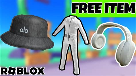 How To Get These 3 Alo Christmas Items Roblox Youtube