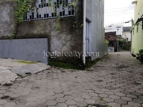 RUMAH BARU DIJUAL KOTA JOGJA 2 LANTAI DI BACIRO