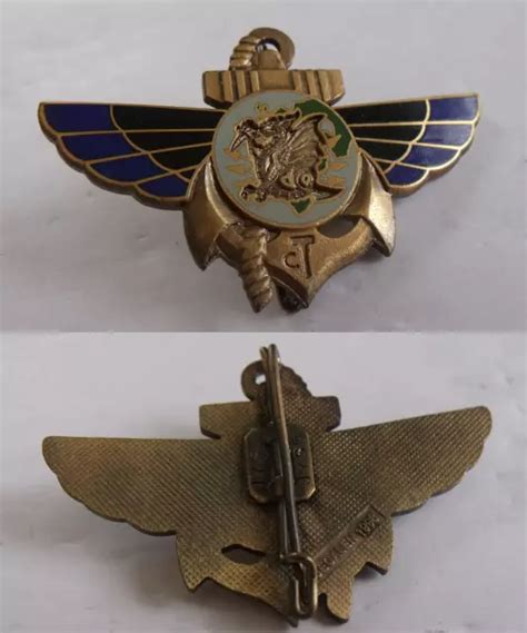 Insigne Du Rgt Parachutistes D Infanterie De Marine Compagnie