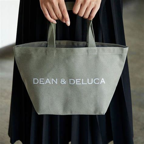 ディーンアンドデルーカ トートバッグ エコバッグ オリーブ Sサイズ ホリデー2020 限定 チャリティー Dean And Deluca