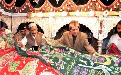 Lal Shahbaz Qalandar S Urs Begins In Sehwan Ary News