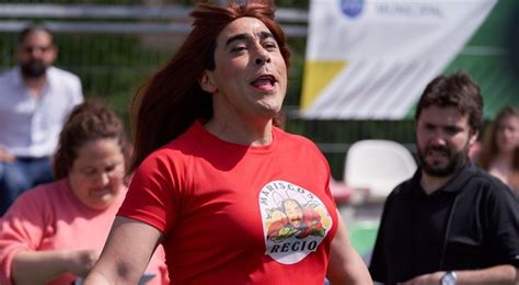 La Que Se Avecina Amador Y Ferm N Se Convierten En Camareras Drag Queens Para Una Boda Gay En