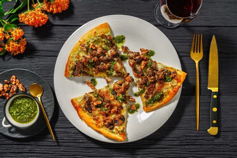 Bison And Wild Mushroom Pizza Recipe Hellofresh