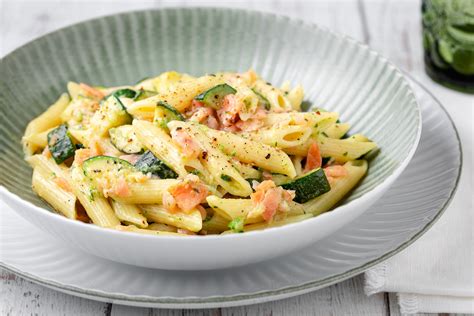 Ricetta Pasta Salmone E Zucchine Cucchiaio D Argento