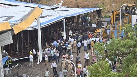 Mumbai Hoarding Collapse 8 Dead Dozens Injured Bmc Says Billboard