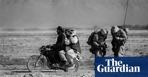 Women On The Frontline Female War Photographers In Pictures Media The Guardian