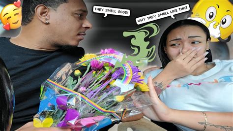 Putting Fart Spray In My Girlfriend Flowers To See Her Reaction