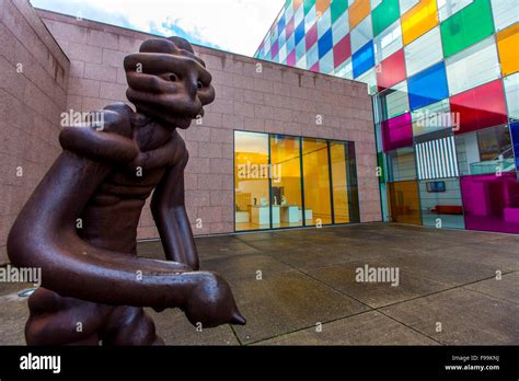 Musee Dart Moderne Et Contemporain De Strasbourg Banque De