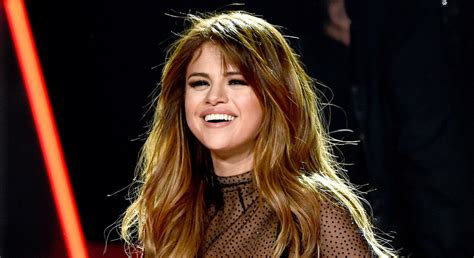 Selena Gomez Has The Most Liked Photo On Instagram Now Selena Gomez Just Jared Celebrity