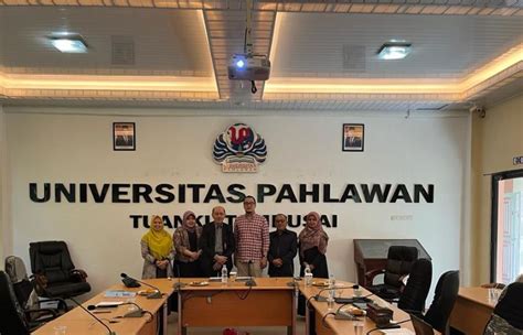 July Universitas Pahlawan Tuanku Tambusai