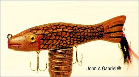 Hand carved wood folk art fishing lure | Carved fish, Hand carved wood ...