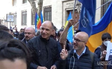 Enrico Letta Manifestazione Per La Pace A Roma Dago Fotogallery