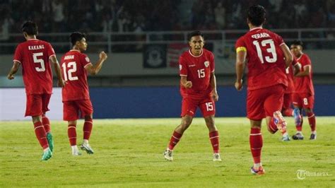 Timnas Indonesia Ditahan Laos Drama Enam Gol Bawa Garuda Ke Puncak