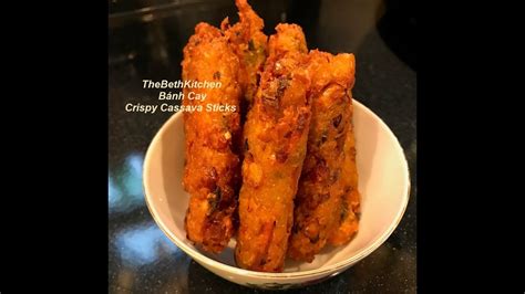 Crispy Fried Cassava Sticks Banh Cay Youtube