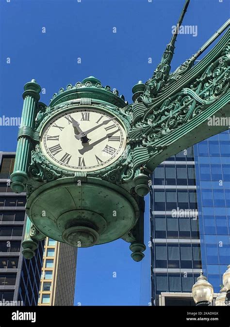 Marshall Field Chicago Clock Hi Res Stock Photography And Images Alamy