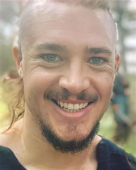 Alexander Dreymon Hub En Instagram His Smile