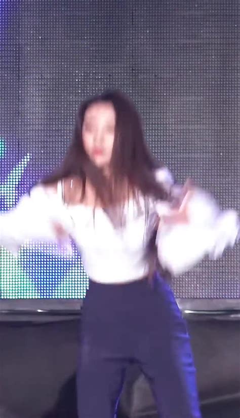 K Pop LOONA Yves Porn Video Nenyda