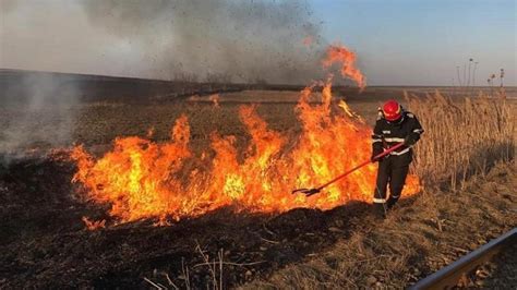 Pericol de incendii în Republica Moldova Meteorologii au emis cod galben