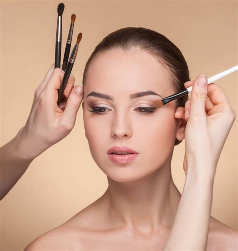 Make Up And Zahnbleaching Moments Kosmetik