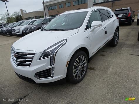 2019 Crystal White Tricoat Cadillac XT5 Luxury AWD #133312648 ...