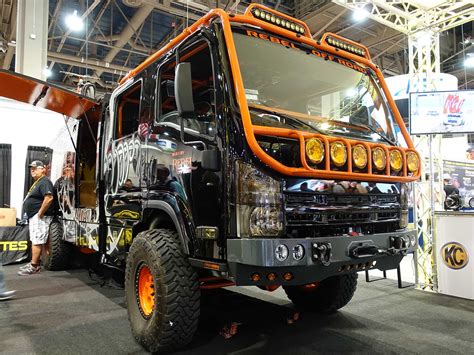 Kc Hilites Isuzu Npr 4x4 Ultimate Toy Hauler Quadratec