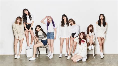 Twice 2k Long Hair Legs K Pop Brunette Asian Korean Women White Wall Women Shorts