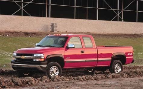 Used 2001 Chevrolet Silverado 2500hd Consumer Reviews 35 Car Reviews Edmunds