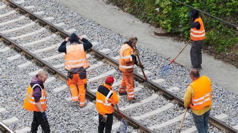 Zahlreiche Baustellen Bahn Investiert Milliarden Euro Für