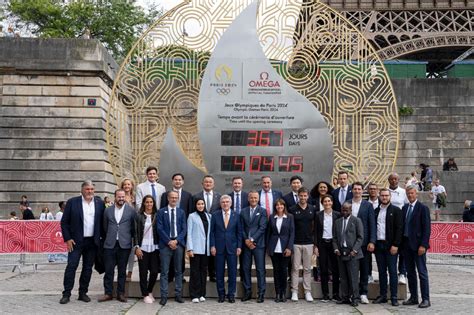 Jeux Olympiques Paris 2024 le compte à rebours lancé en présence du CNOSS