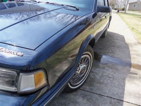 Sell Used 1993 Oldsmobile Cutlass Sierra 1 Owner 10 400 Original Miles Classic 93 Olds In