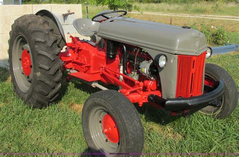 1941 Ford 9N tractor in Stilwell, OK | Item I4983 sold | Purple Wave