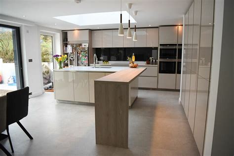 White Storm Silestone Coulsdon