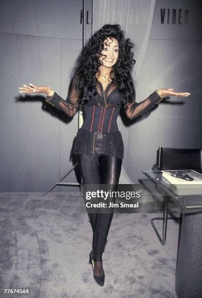 14 La Toya Jackson 1994 Photos And High Res Pictures Getty Images